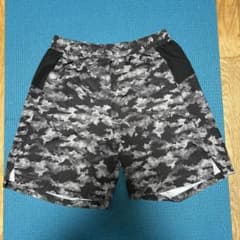 TIGORA ティゴラ ランニングパンツ カモフラ 迷彩 Sサイズのサムネイル