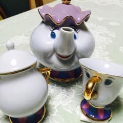 ディズニー美女と野獣ティーポットセット♡のサムネイル