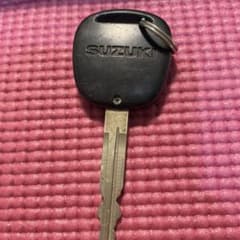 送料込み スズキ　キーレス　エリオのサムネイル