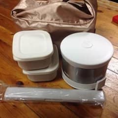 サーモス 保温弁当箱のサムネイル
