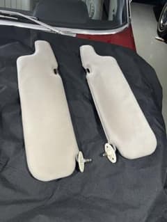 ランクル78プラド サンバイザー アイボリー 部品取りに - メルカリ