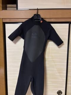 QUIKSILVER S/48 ブラック　サーフィン　中古品のサムネイル