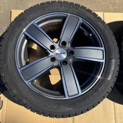 ヒロ様専用 カイエンMAK20インチ スタッドレス4本 275/45R20 バリ