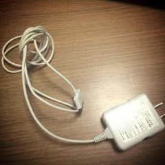 iPhone4s用充電器のサムネイル