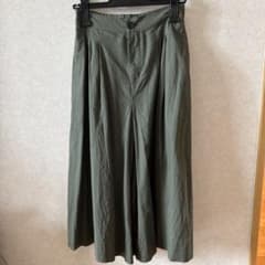 UNIQLO ガウチョパンツ S オリーブグリーンのサムネイル