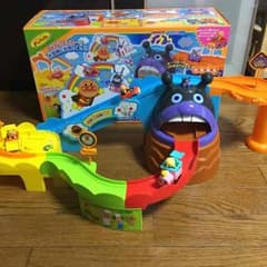 GOGOミニカー バイキンじょうのサムネイル