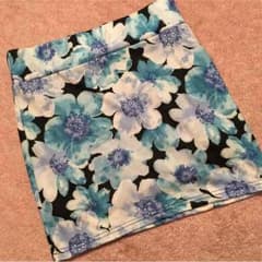 GRL 花柄 タイトスカートのサムネイル