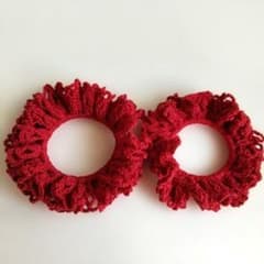 ハンドメイド かぎ針編みシュシュ 2個セットのサムネイル