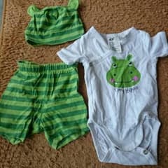 H＆M  baby セットアップ ボーダーご了承くださいませ(*^^*)のサムネイル