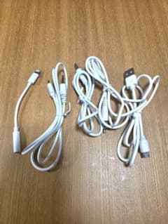 ステレオミニプラグ_マイクロUSB×3 ライトニングプラグ_イヤホンジャック×1のサムネイル