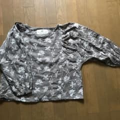 ピュアルセシン 花柄刺繍ブラウスのサムネイル