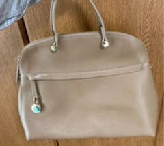 ⭐︎月末値下⭐︎ 美品　フルラ パイパーL ハンドバッグ　数回使用のサムネイル