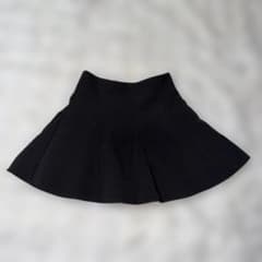 임팬이있는 플레어 미니 스커트 블랙