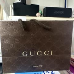 GUCCI ショップ袋 紙袋 ブラウン GG柄のサムネイル