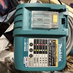 Makita 急速充電器 DC18RA 本体のサムネイル
