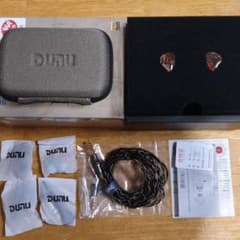 【極美品】DUNU DaVinci リケーブル可能イヤホンのサムネイル