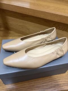 ベージュ パンプス Odette e Odileのサムネイル