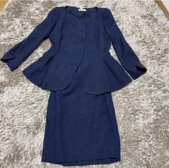 YUKI TORII スーツ　ペプラム　濃紺　レディース　セットアップ　11号のサムネイル