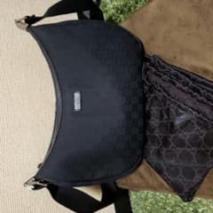 GUCCIグッチ GGショルダーのサムネイル