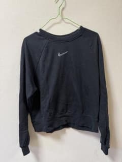 NIKE ブラック スウェット トレーナーのサムネイル