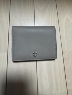 TORY BURCH トリーバーチ　二つ折り財布のサムネイル
