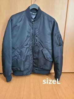 UNIQLO　+J　ユニクロ　ジル・サンダー　MA-1のサムネイル