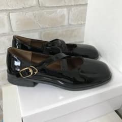エナメル パンプス SVECのサムネイル