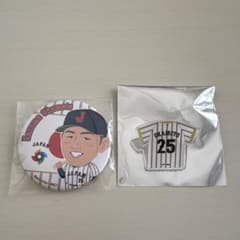 岡本和真 WBC 缶バッジ ピンバッジ セットのサムネイル