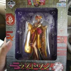 一番くじワンピース　ラストワン賞ナミフィギュア格別バージョンのサムネイル