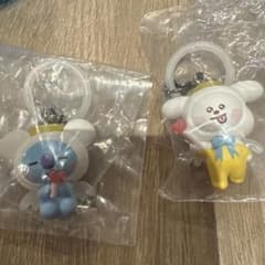 BT21 キーホルダー 天使 マスコット 2個セットのサムネイル
