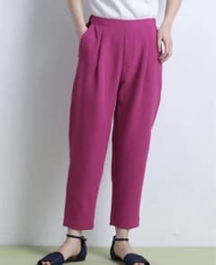 【未使用新品】Ranan（ラナン）クロップドパンツ (7～9分丈)  テーパードのサムネイル