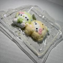 흰 고양이 스퀴즈 해외 제
