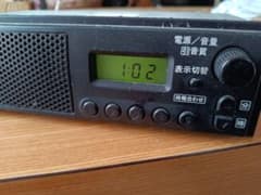 オーディオ　カーラジオ　スピーカー一体型　&時計