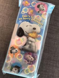 新品　スヌーピーの筆箱のサムネイル