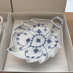 Royal Copenhagen プレート 2枚セット リーフ型　最終値下げのサムネイル