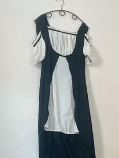 黒ずきんワンピースのサムネイル