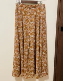 Té chichi TERRASSE 花柄 ロングスカートのサムネイル