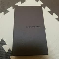 Louis Vuittonの箱のサムネイル