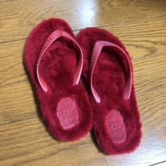 格安　UGG もこもこビーチサンダルのサムネイル