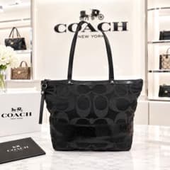 COACH シグネチャー トートバッグ ブラック スパンコールのサムネイル