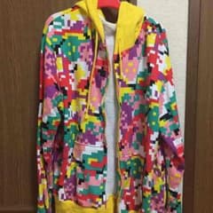 ももクロAE公式パーカー黄色のサムネイル
