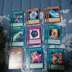 ブラックマジシャン パーツのサムネイル