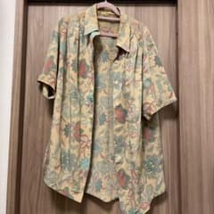 半袖シャツのサムネイル