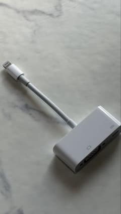 Genuine Apple Lightning to VGA Adapter MD825AM/A