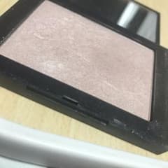 NARS ナーズ ハイライトのサムネイル