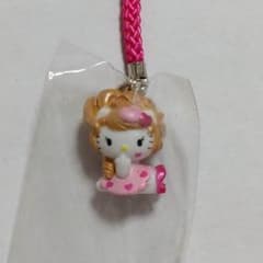 ☆超希少☆桃華絵理 モモエリ ハローキティ 根付け - メルカリ