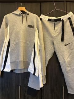 Sacai NIKE コラボ　プルオーバー　パンツ　セットのサムネイル