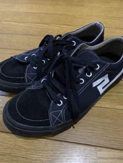 最終値下Possessed SHOE.CO.×SKULL SKATESスニーカーのサムネイル