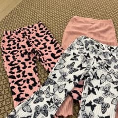 キッズ ヒョウ柄・淡いピンクパンツセットのサムネイル