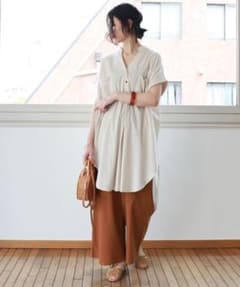 新品未使用！andMe★スキッパー半袖シャツアイボリーのサムネイル